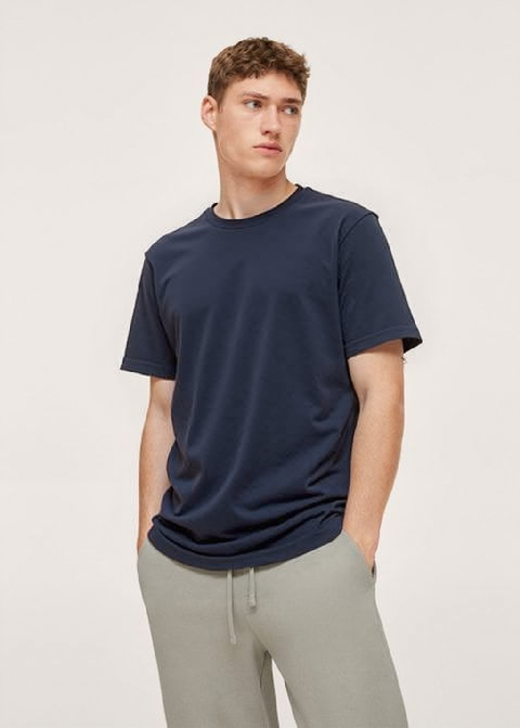 Basic T-Shirt